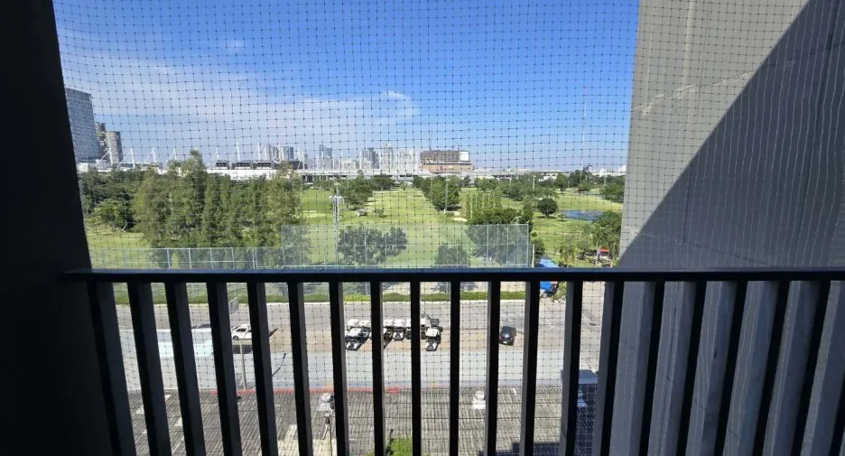 For rent 2 bedrooms condo in Suan Luang, Bangkok