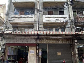 For rent 5 bedrooms retail Space in Samphanthawong, Bangkok