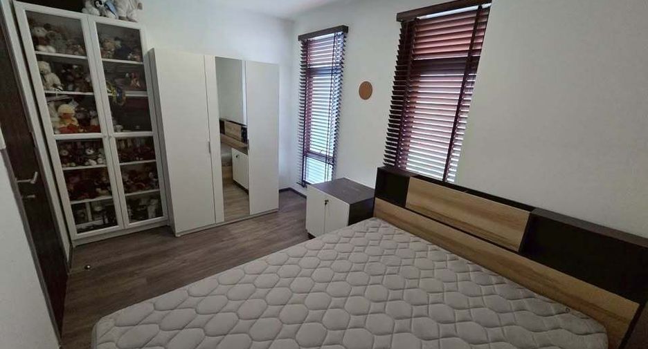 À louer 2 chambres condo à Pom Prap Sattru Phai, Bangkok