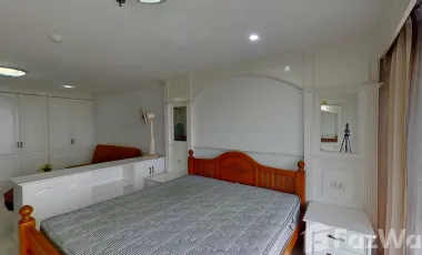 For rent studio condo in Watthana, Bangkok