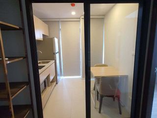Condo en alquiler de 1 habitaciones en Bang Na, Bangkok