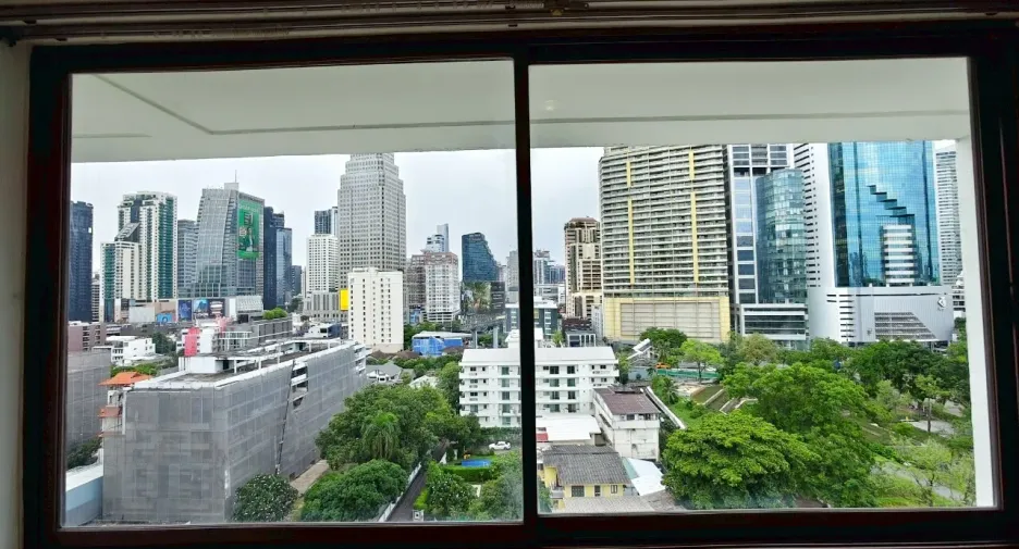 For rent 3 ベッドルーム apartment in Khlong Toei, Bangkok
