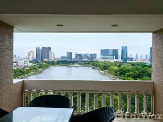 À louer 3 chambres appartement à Khlong Toei, Bangkok