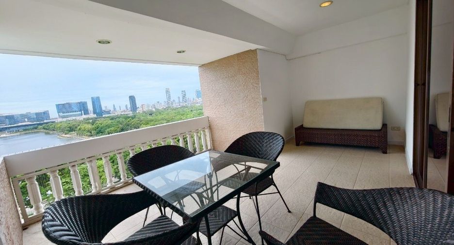 For rent 3 ベッドルーム apartment in Khlong Toei, Bangkok