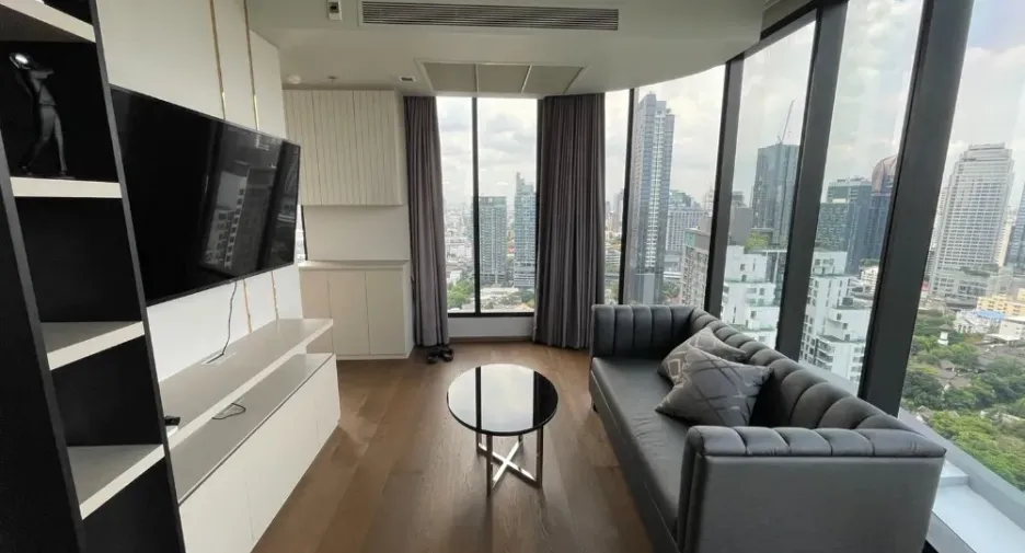 For rent 2 bedrooms condo in Khlong Toei, Bangkok