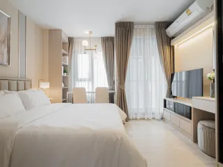For rent studio condo in Pathum Wan, Bangkok