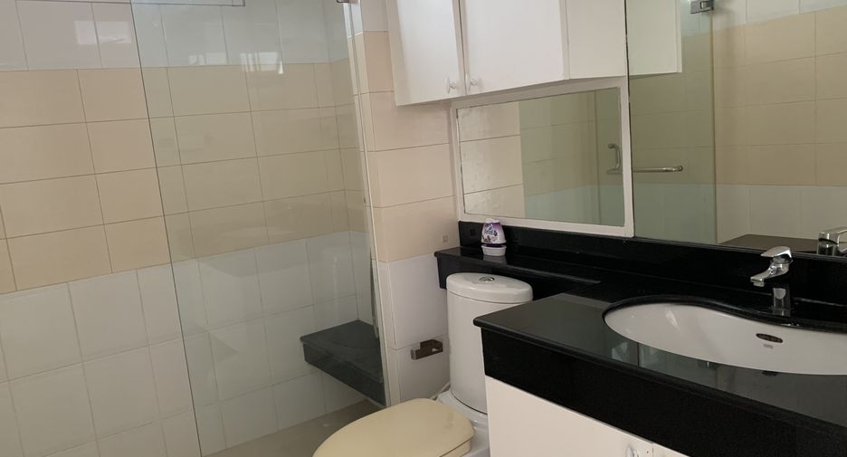 Wohnung zur Miete mit 4 Zimmer in Watthana, Bangkok