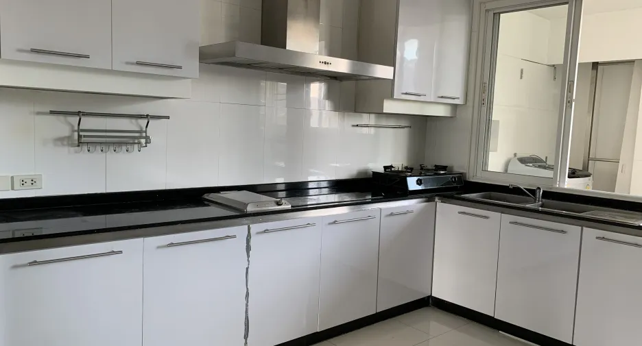 Wohnung zur Miete mit 4 Zimmer in Watthana, Bangkok