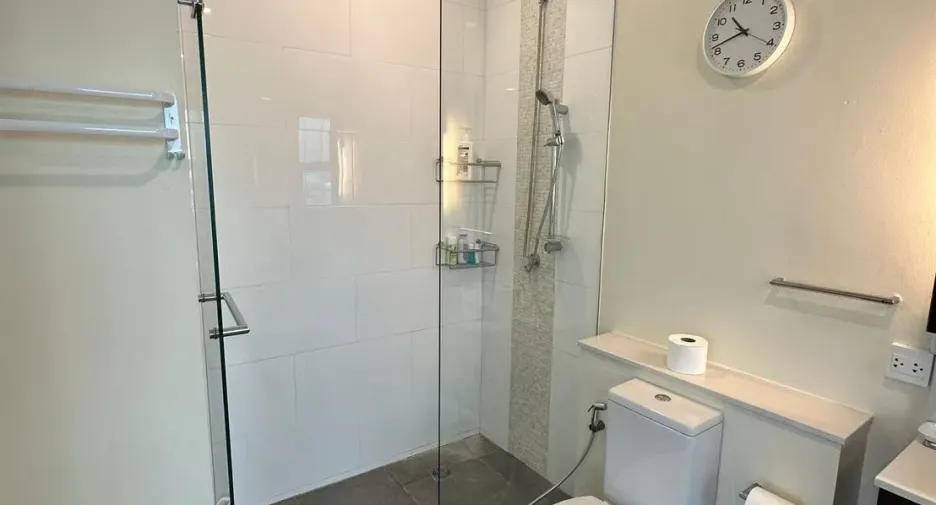 Wohnung zur Miete mit 3 Zimmer in Yan Nawa, Bangkok