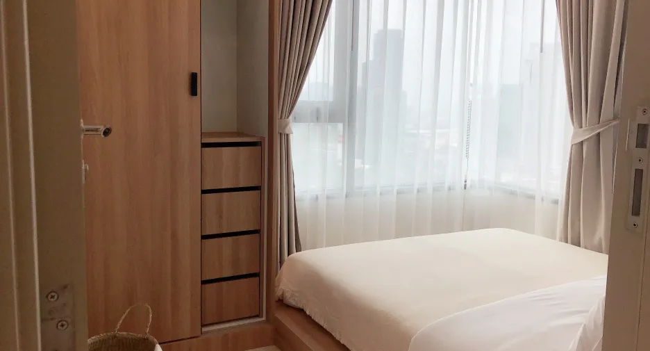 For rent 2 bedrooms condo in Pathum Wan, Bangkok