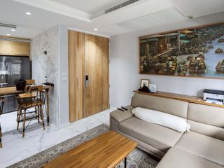 For rent 2 bedrooms condo in Pathum Wan, Bangkok