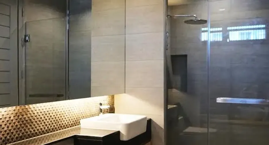 For rent 4 bedrooms villa in Watthana, Bangkok