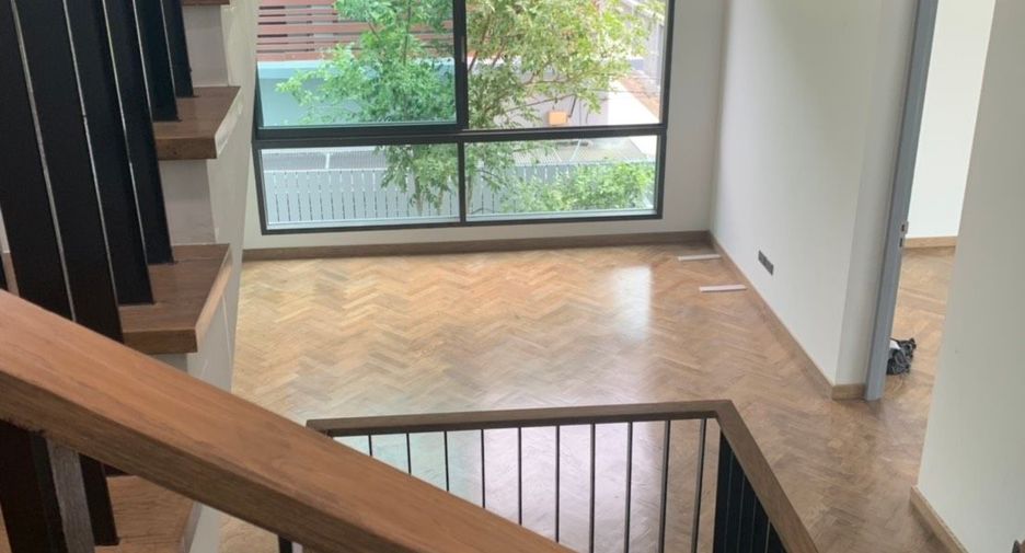 Villa zur Miete mit 4 Zimmer in Watthana, Bangkok