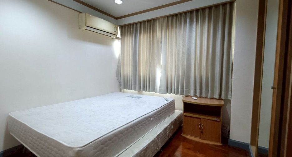 À louer 3 chambres condo à Watthana, Bangkok