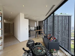 For rent 2 bedrooms condo in Huai Khwang, Bangkok