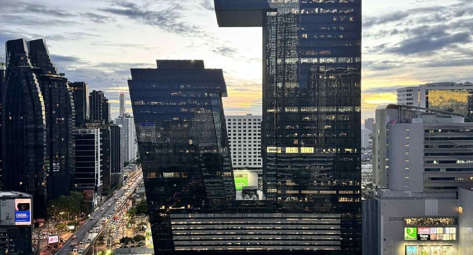 For rent 1 bed condo in Huai Khwang, Bangkok