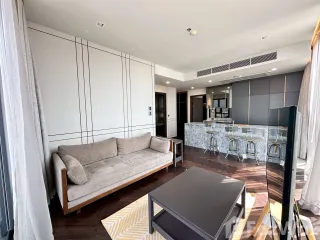 For rent 2 bedrooms condo in Phaya Thai, Bangkok