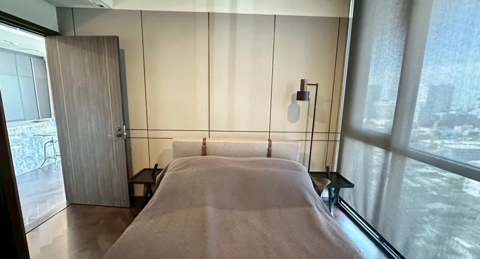 For rent 2 bedrooms condo in Phaya Thai, Bangkok