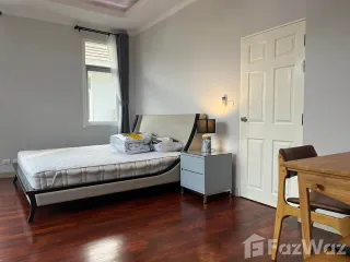 Casa en alquiler de 3 habitaciones en Bueng Kum, Bangkok