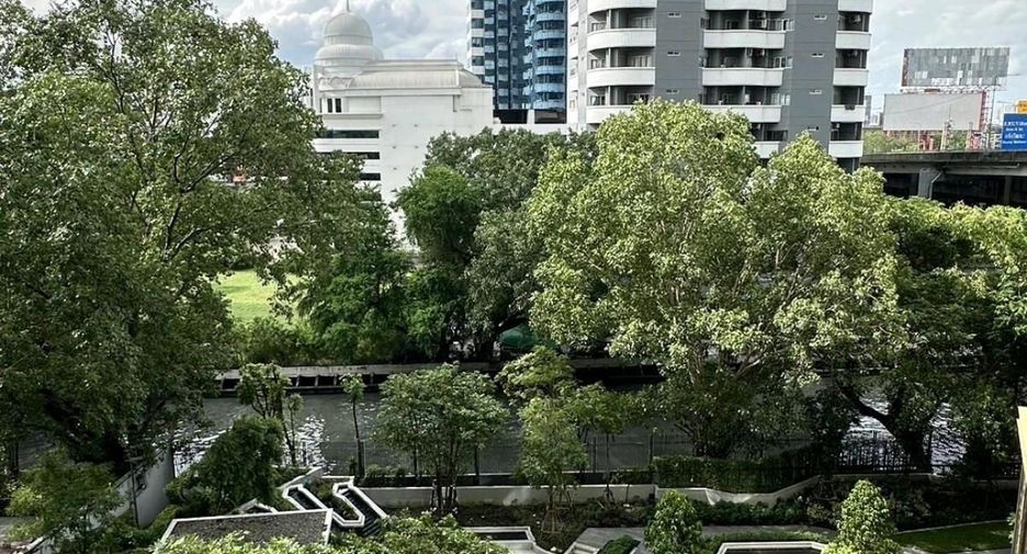 For rent 1 bed condo in Pathum Wan, Bangkok