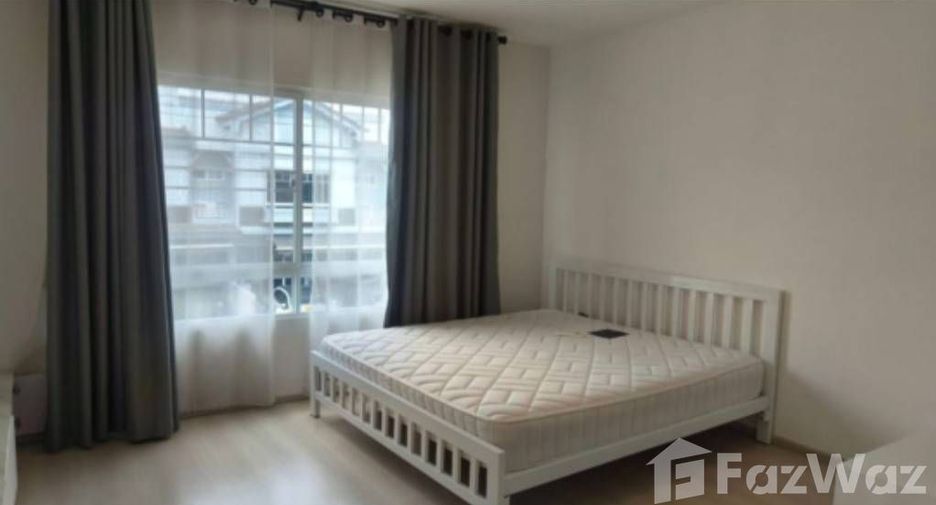 For rent 3 bedrooms townhouse in Mueang Samut Prakan, Samut Prakan