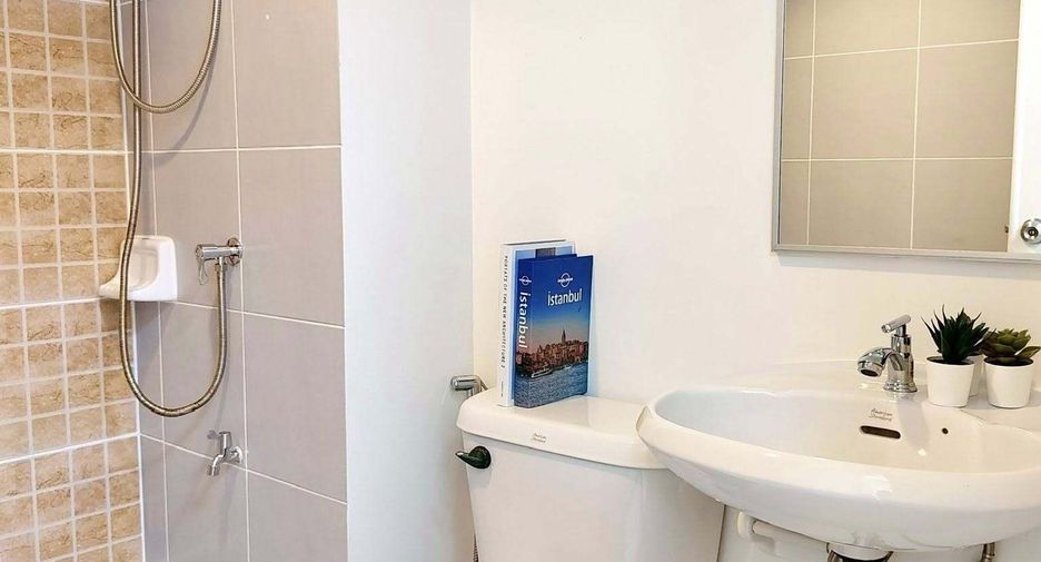 For rent 2 bedrooms condo in Mueang Samut Prakan, Samut Prakan