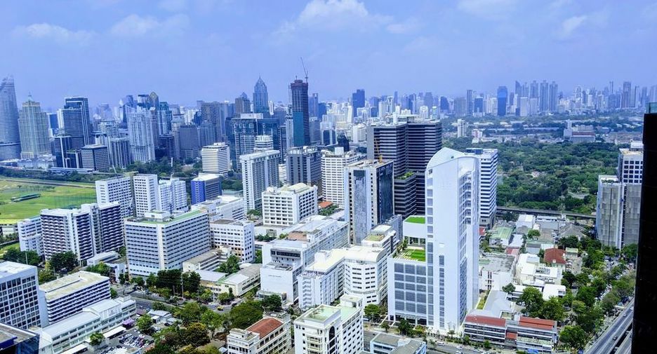 Condo en alquiler de 2 habitaciones en Bang Rak, Bangkok