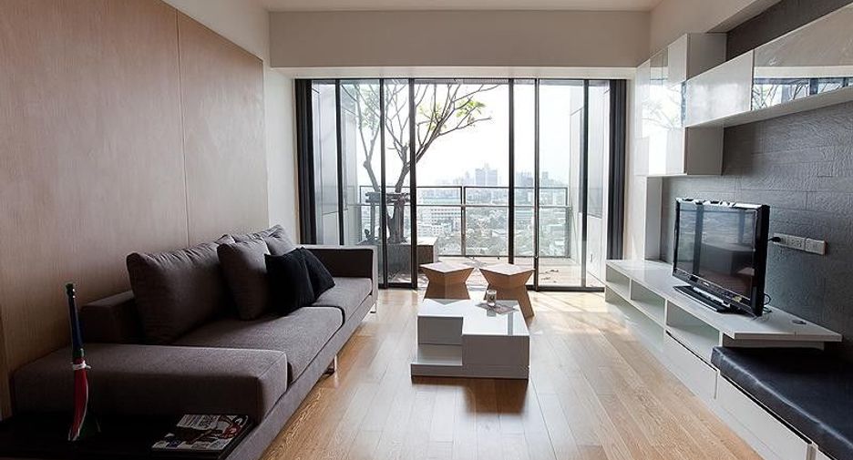 For rent 2 bedrooms condo in Sathon, Bangkok