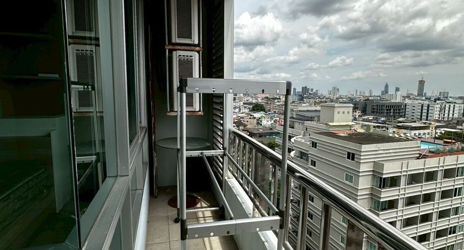 For rent 1 bed condo in Bang Kho Laem, Bangkok