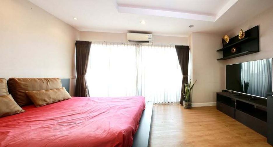 For rent 1 bed condo in Phaya Thai, Bangkok