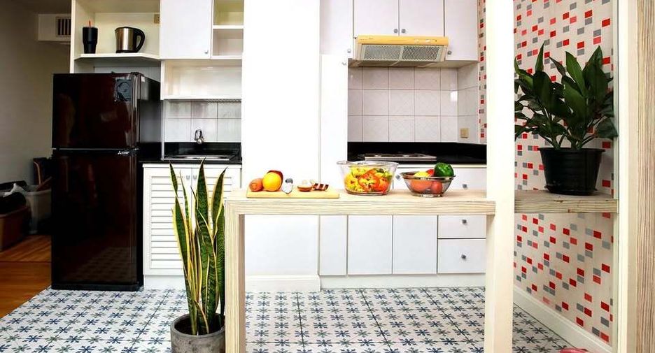 For rent 1 bed condo in Phaya Thai, Bangkok