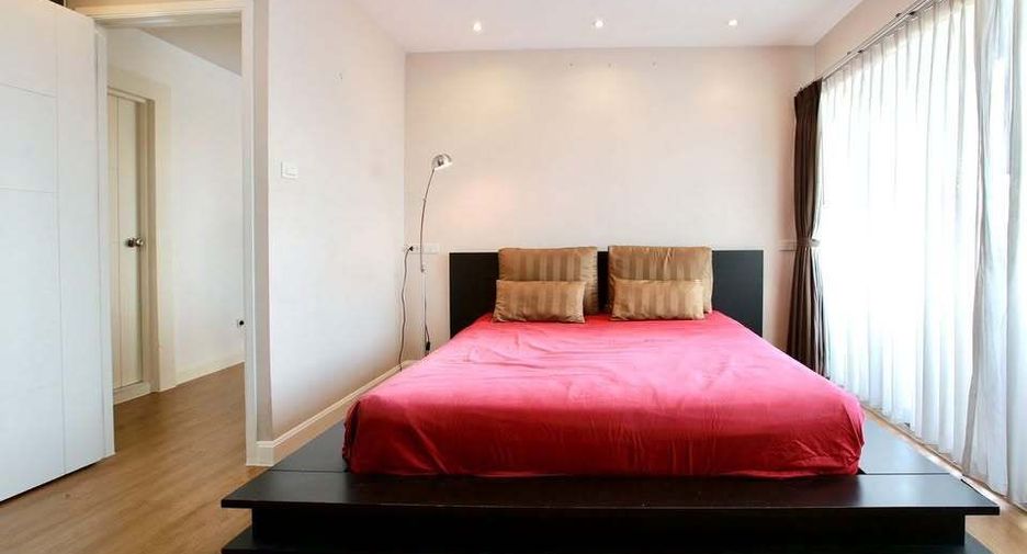 For rent 1 bed condo in Phaya Thai, Bangkok