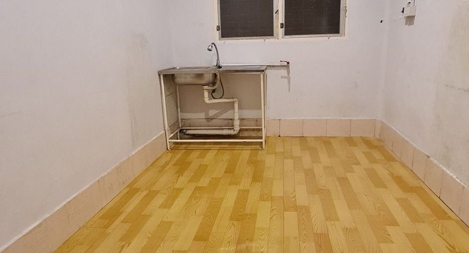 For rent 2 bedrooms house in Lat Krabang, Bangkok