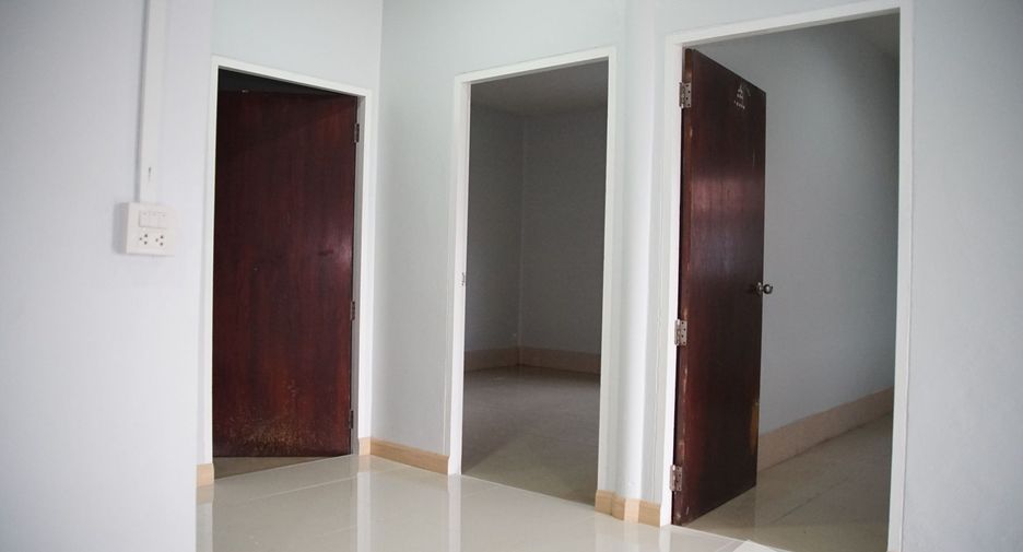 For rent 2 bedrooms house in Lat Krabang, Bangkok
