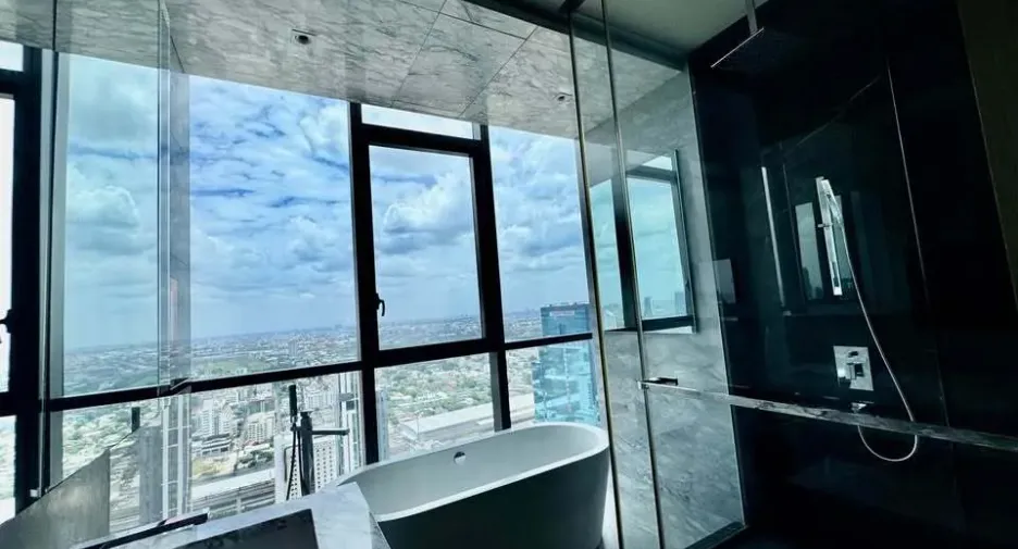 Wohnung zur Miete mit 3 Zimmer in Watthana, Bangkok
