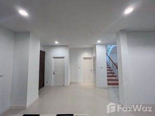 Аренда 3 спальни дом в Лат Крабанг, Бангкок