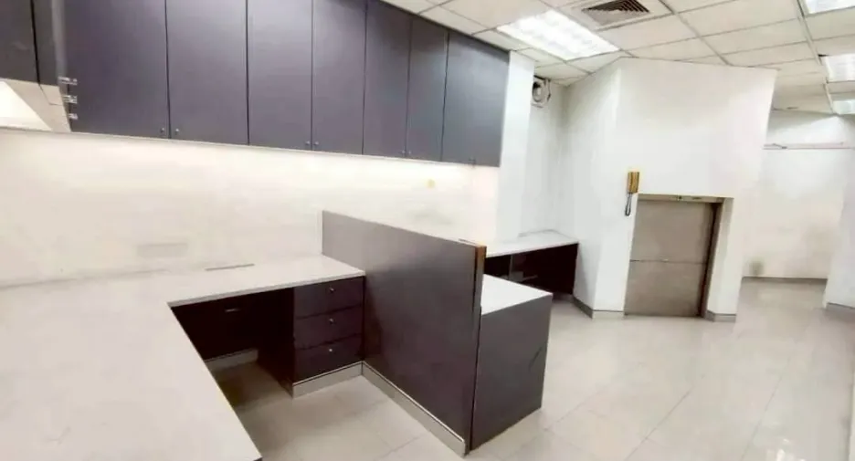 Oficina en alquiler en Bang Rak, Bangkok