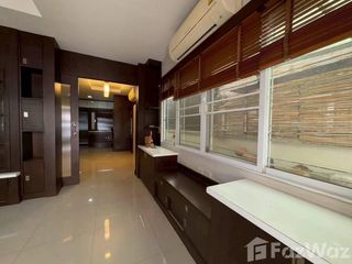 For rent 4 bedrooms house in Bang Na, Bangkok