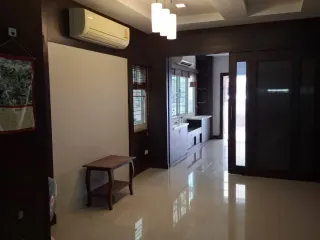 For rent 4 bedrooms house in Bang Na, Bangkok