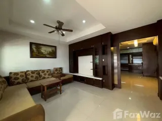 For rent 4 bedrooms house in Bang Na, Bangkok