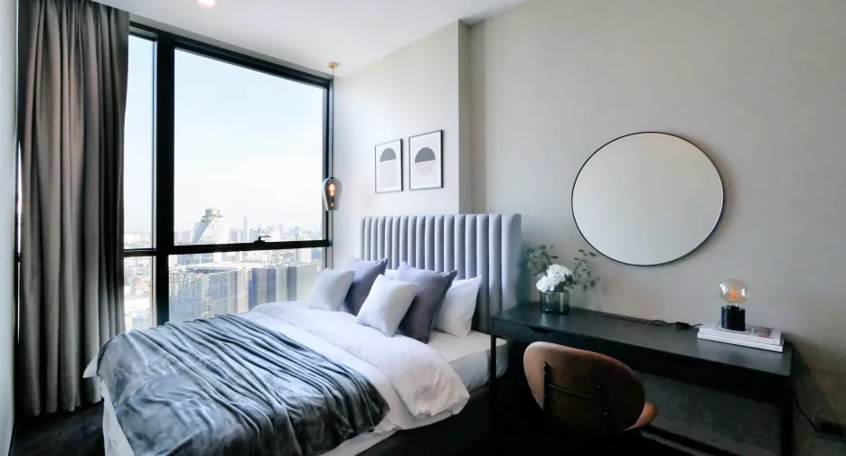 For rent 3 bedrooms condo in Khlong Toei, Bangkok