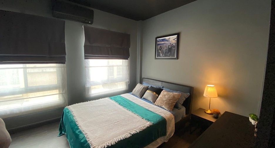 For rent 3 bedrooms house in Bang Kapi, Bangkok