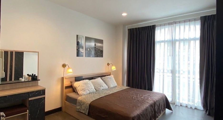 For rent 3 bedrooms house in Bang Kapi, Bangkok