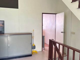 For rent 2 bedrooms townhouse in Yan Nawa, Bangkok