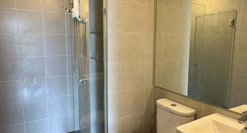 For rent 2 bedrooms condo in Bang Na, Bangkok