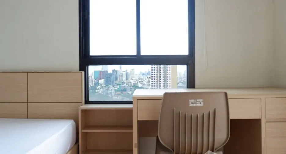 For rent 2 bedrooms condo in Phaya Thai, Bangkok