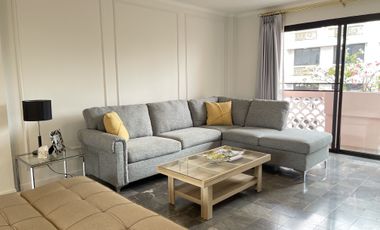 For rent 3 bedrooms condo in Phaya Thai, Bangkok