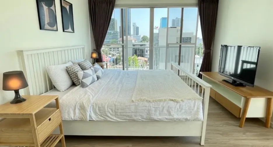 ให้เช่า 2 ห้องนอน คอนโด ใน วัฒนา, กรุงเทพฯ