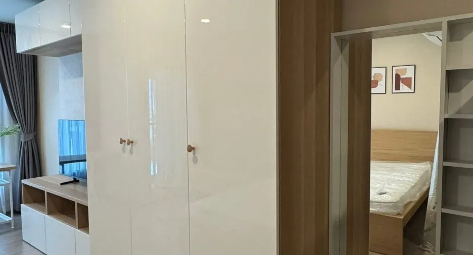 For rent studio condo in Khlong Toei, Bangkok