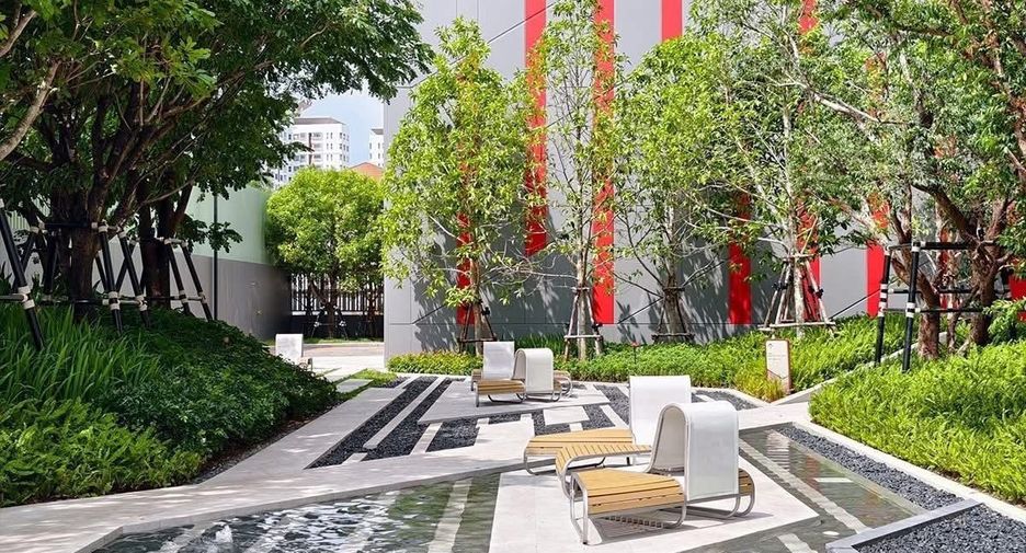 For rent studio condo in Khlong Toei, Bangkok